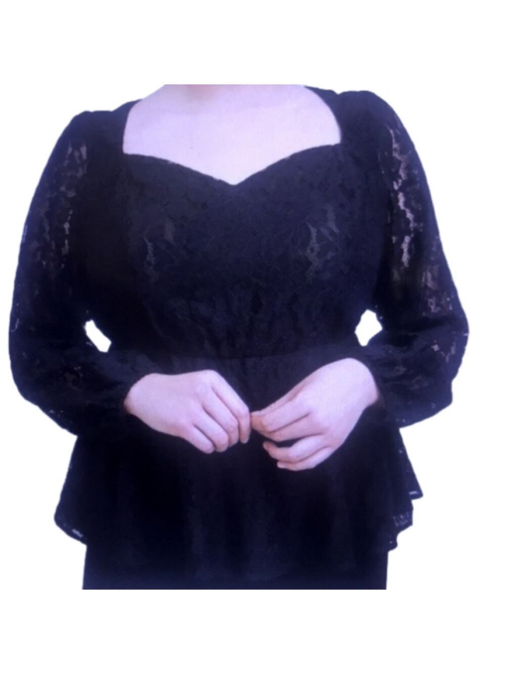 NWT Torrid Peplum Lace Puff Sleeve Top